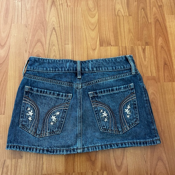 Hollister Dresses & Skirts - Hollister Low-Rise Embroidered Denim Mini Skort